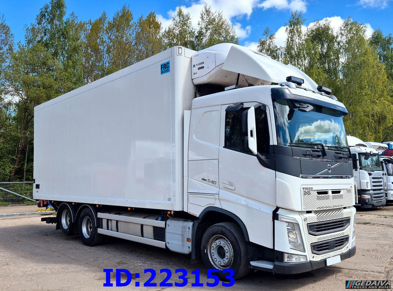 VOLVO FH13 540HP 6x2 FRC Thermoking - Refrigerator truck: picture 3 VOLVO FH13 540HP 6x2 FRC Thermoking - Refrigerator truck: picture 3