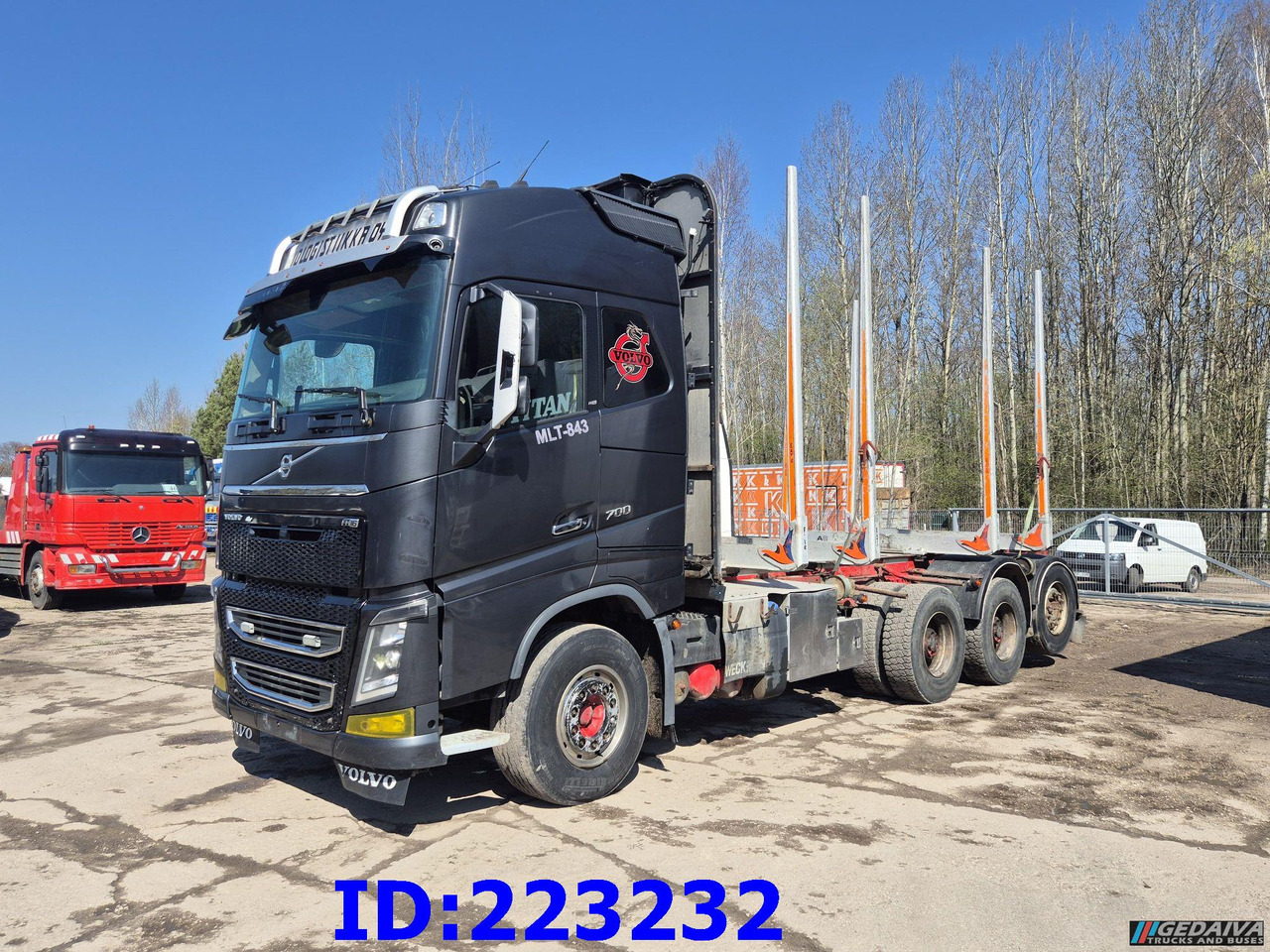 VOLVO FH16 700HP 8X4 Big Axles - Timber truck: picture 1 VOLVO FH16 700HP 8X4 Big Axles - Timber truck: picture 1