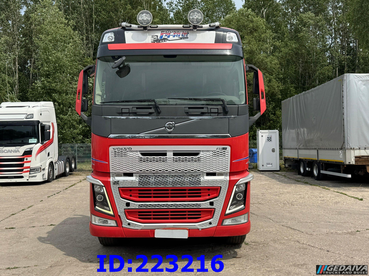 VOLVO FH16 700HP 8X4  Big axle - Cab chassis truck: picture 2 VOLVO FH16 700HP 8X4  Big axle - Cab chassis truck: picture 2