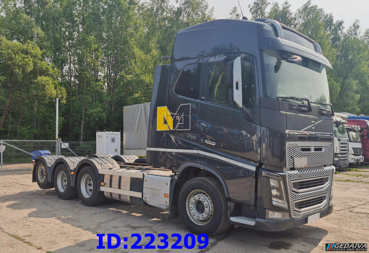 VOLVO FH16 750HP 8x4 Steering axle - Cab chassis truck: picture 1 VOLVO FH16 750HP 8x4 Steering axle - Cab chassis truck: picture 1