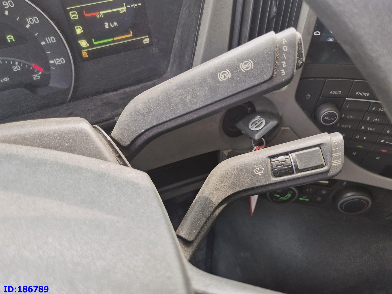 Cab chassis truck VOLVO FM13 500HP 6x2: picture 13