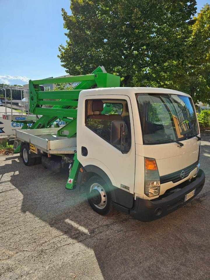 Isoli PNT 205 - Truck mounted aerial platform: picture 2 Isoli PNT 205 - Truck mounted aerial platform: picture 2