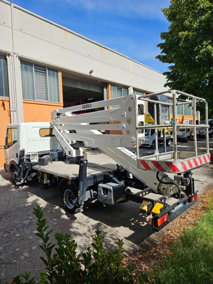 Isoli PNT 230 - Truck mounted aerial platform: picture 5 Isoli PNT 230 - Truck mounted aerial platform: picture 5