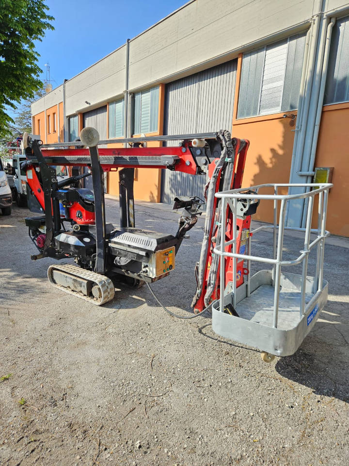 Platform Basket 13.80 - Aerial platform: picture 4 Platform Basket 13.80 - Aerial platform: picture 4
