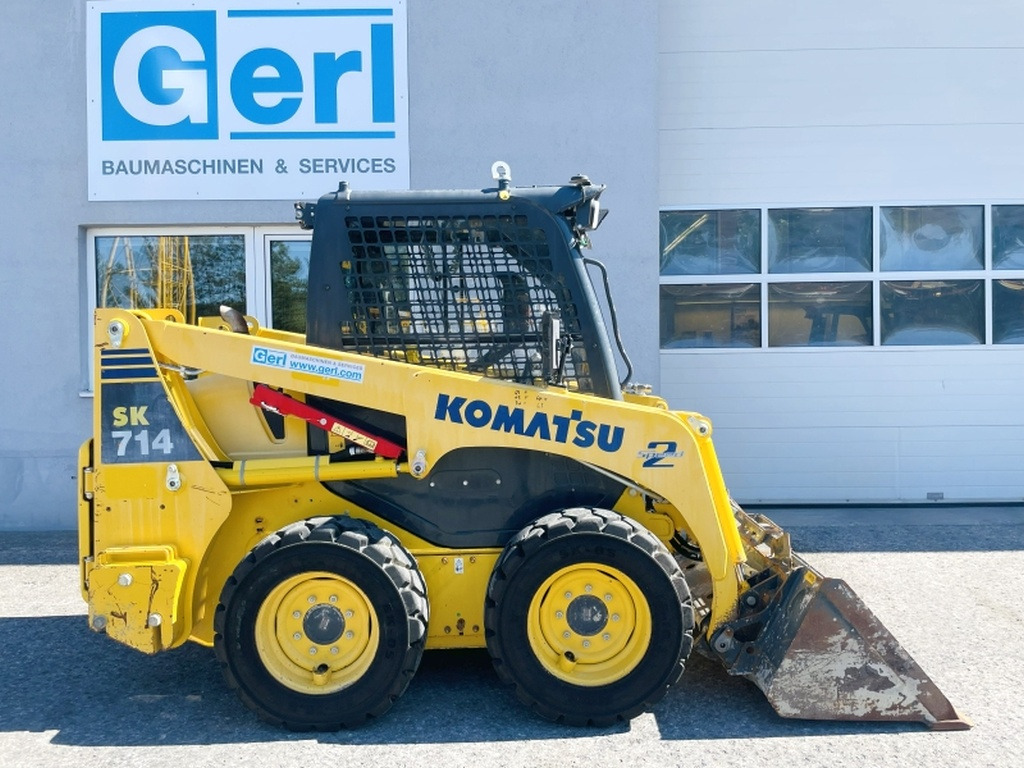 Komatsu SK714-5 (4067) - Skid steer loader: picture 2 Komatsu SK714-5 (4067) - Skid steer loader: picture 2