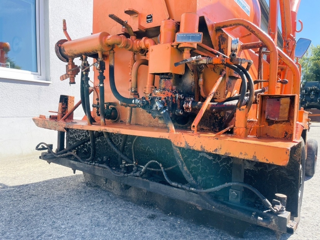 Strassmayr S-25-500G (4055) - Asphalt distributor: picture 5 Strassmayr S-25-500G (4055) - Asphalt distributor: picture 5