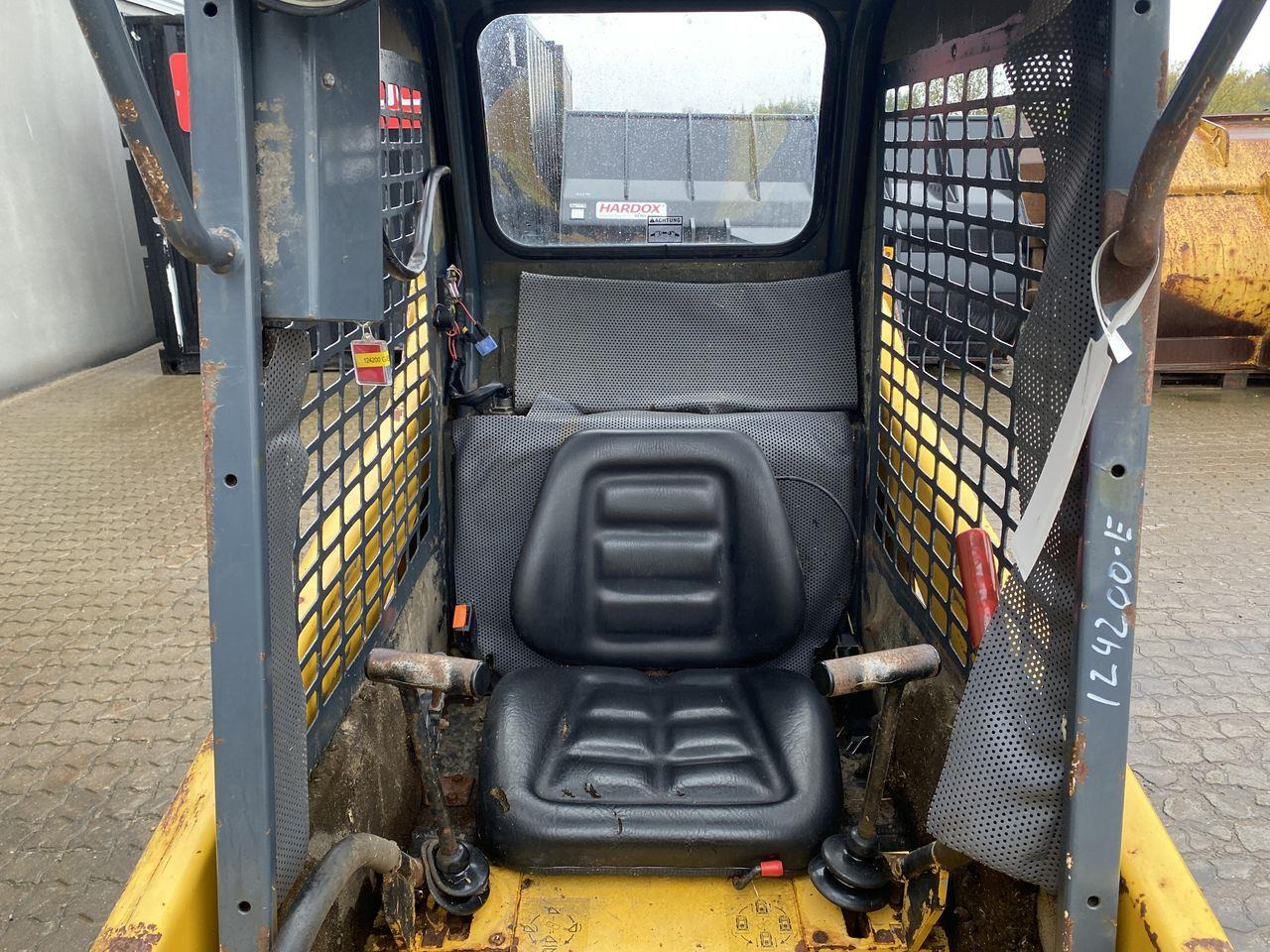 Gehl SL1635 - Skid steer loader: picture 3 Gehl SL1635 - Skid steer loader: picture 3