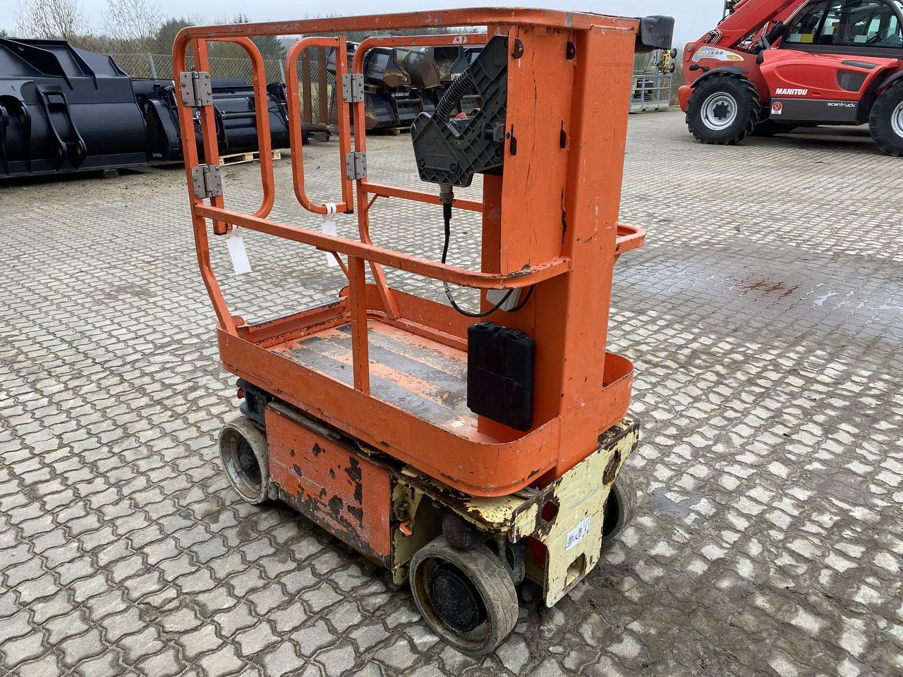JLG 1230ES - Vertical mast lift: picture 5 JLG 1230ES - Vertical mast lift: picture 5