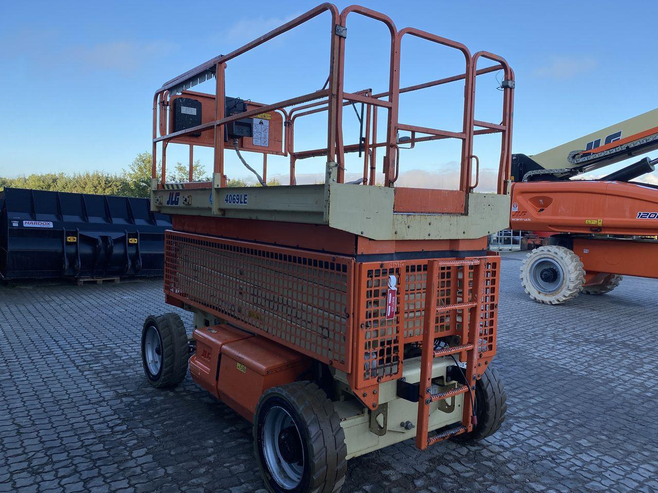 JLG 4069LE - Scissor lift: picture 5 JLG 4069LE - Scissor lift: picture 5