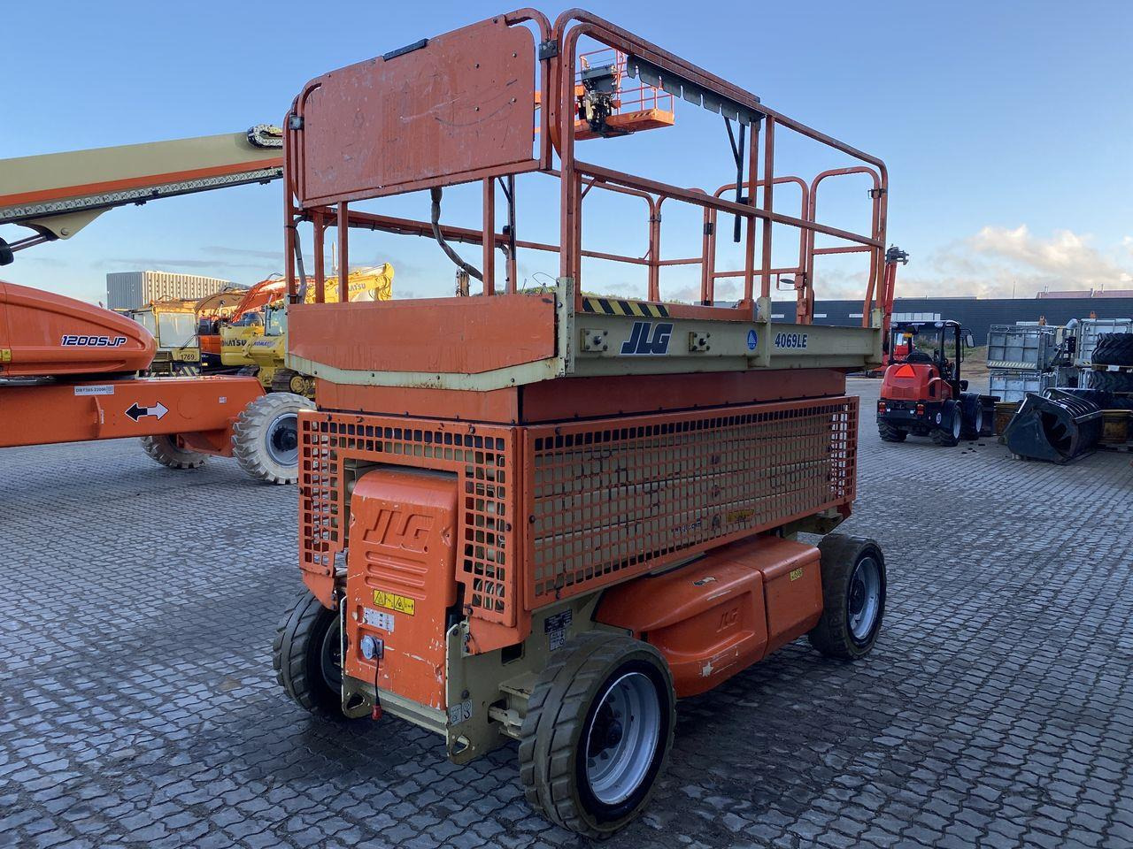 JLG 4069LE - Scissor lift: picture 4 JLG 4069LE - Scissor lift: picture 4