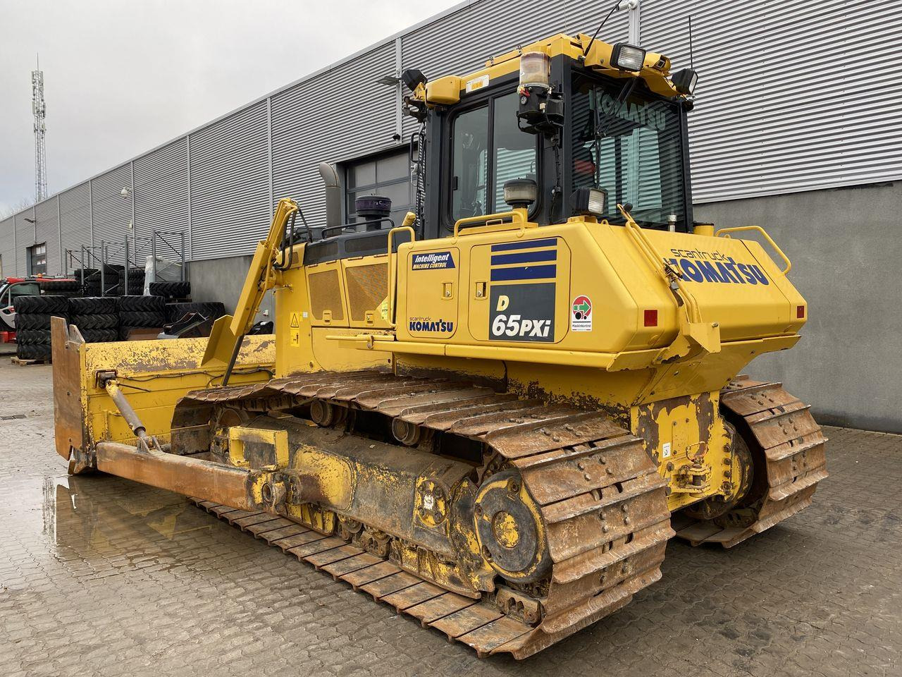 Komatsu D65PXI-18EO - Bulldozer: picture 2 Komatsu D65PXI-18EO - Bulldozer: picture 2