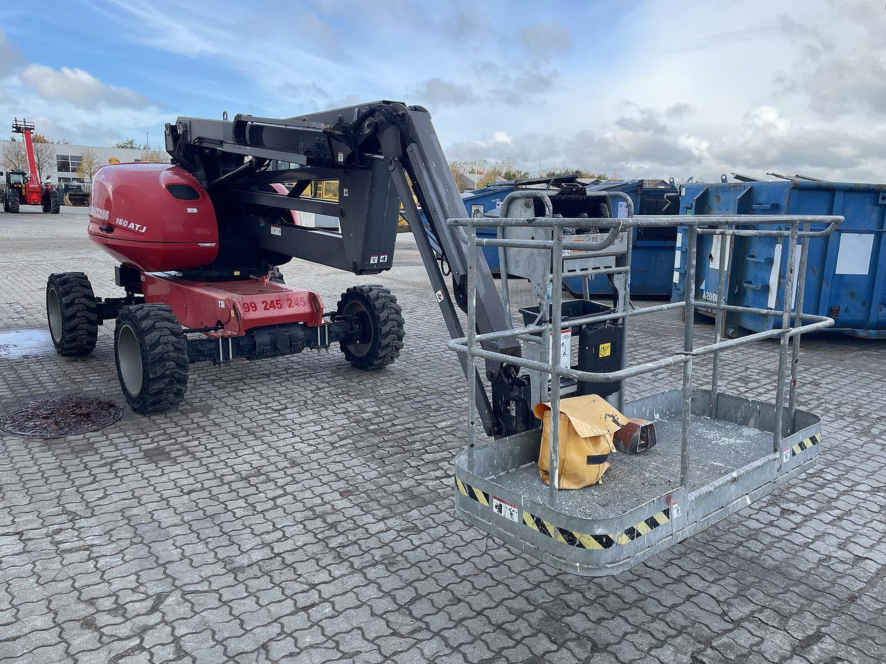 Manitou 160ATJ RC - Articulated boom: picture 5 Manitou 160ATJ RC - Articulated boom: picture 5