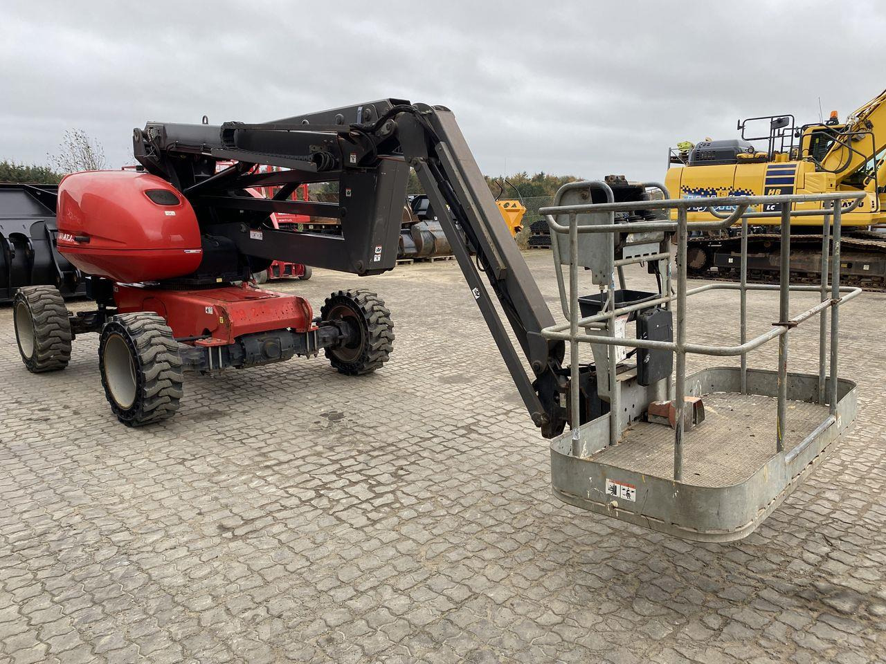 Manitou 160ATJ RC - Articulated boom: picture 5 Manitou 160ATJ RC - Articulated boom: picture 5