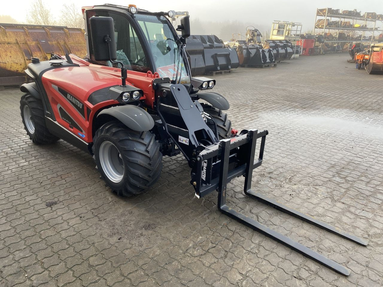 Manitou ULM412H Comfort ST5 - Telescopic handler: picture 5 Manitou ULM412H Comfort ST5 - Telescopic handler: picture 5