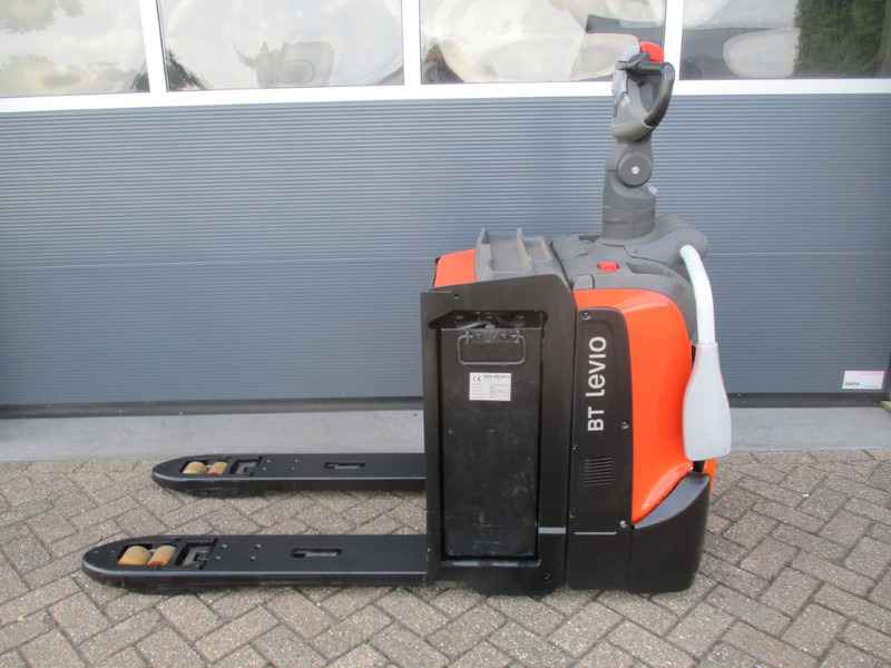 BT LPE 200 - Pallet truck: picture 1 BT LPE 200 - Pallet truck: picture 1