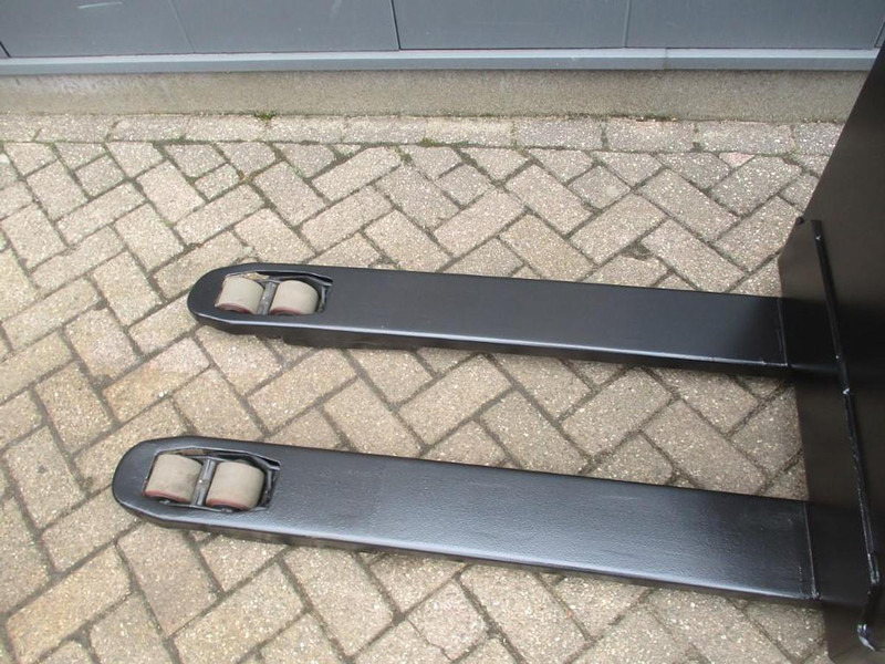 BT LWE 160 - Pallet truck: picture 4 BT LWE 160 - Pallet truck: picture 4
