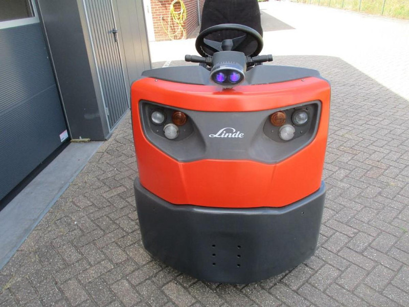 Tow tractor Linde P 60: picture 9 Tow tractor Linde P 60: picture 9