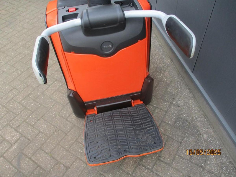 Toyota LPE 200 - Pallet truck: picture 5 Toyota LPE 200 - Pallet truck: picture 5