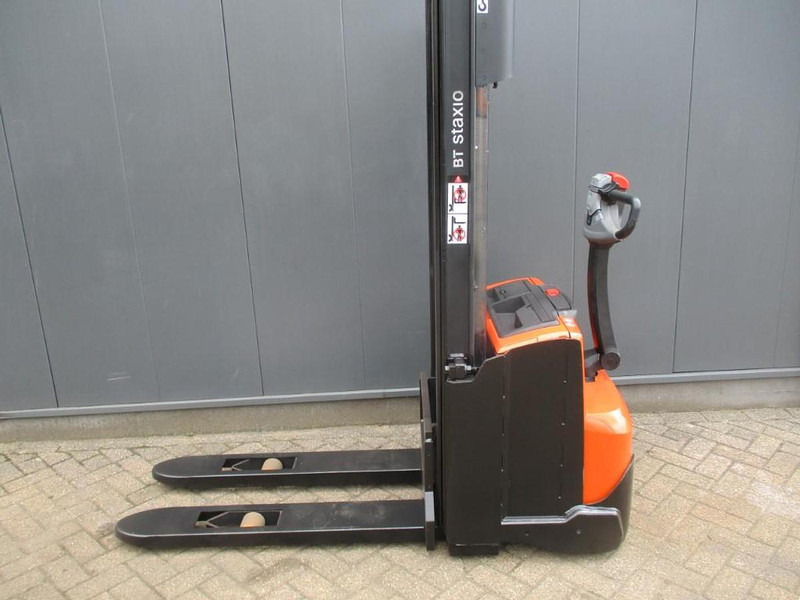 Toyota SWE 120 - Stacker: picture 1 Toyota SWE 120 - Stacker: picture 1