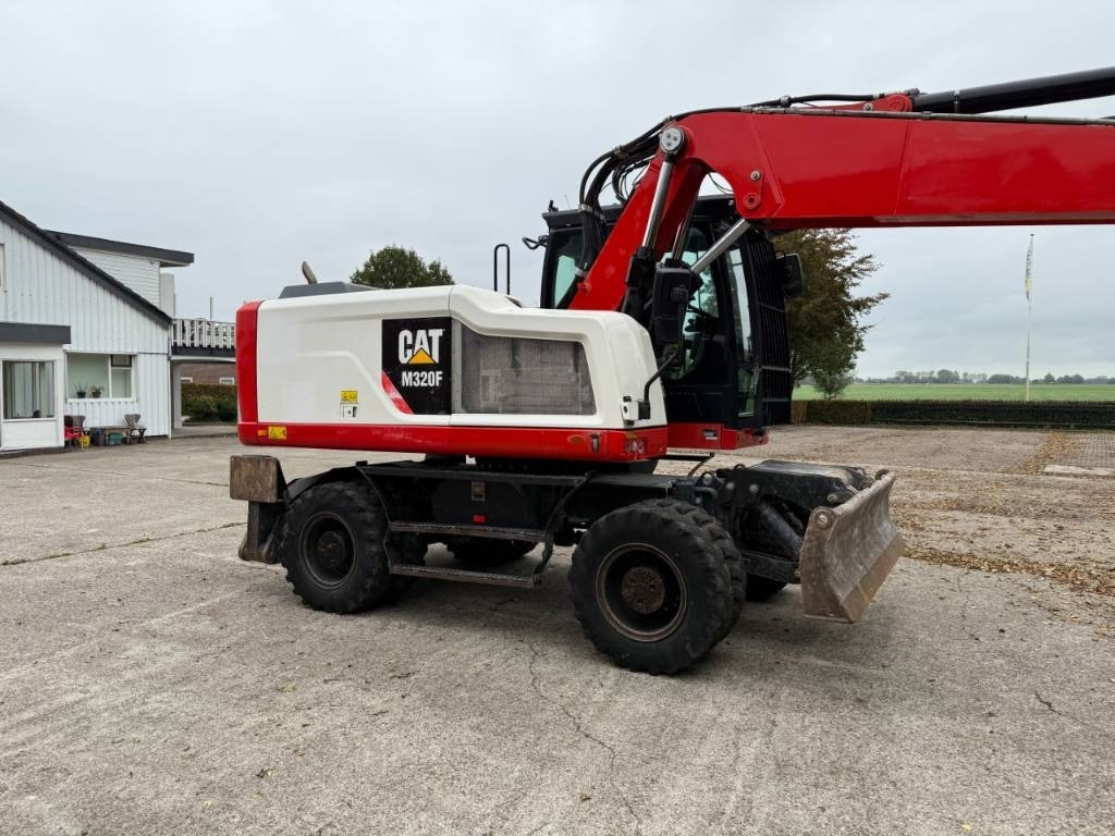 CAT M320F - Wheel excavator: picture 5 CAT M320F - Wheel excavator: picture 5