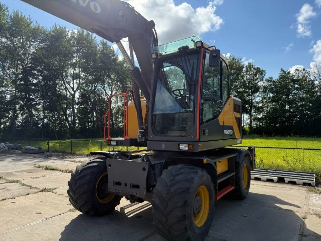 Volvo EWR 150 E  - Wheel excavator: picture 3 Volvo EWR 150 E  - Wheel excavator: picture 3