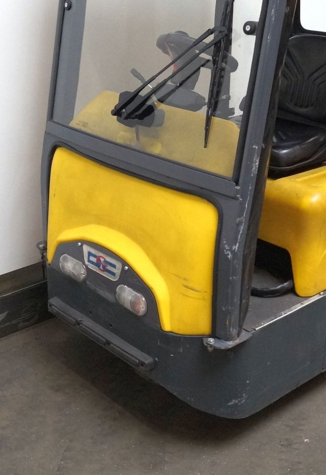 Dec Bull 6N - Tow tractor: picture 3 Dec Bull 6N - Tow tractor: picture 3