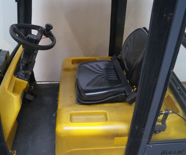 Dec Bull 6N - Tow tractor: picture 5 Dec Bull 6N - Tow tractor: picture 5