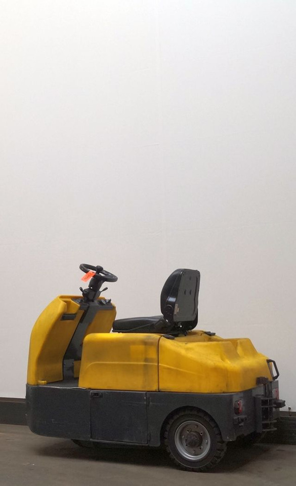 Dec Bull 6N - Tow tractor: picture 2 Dec Bull 6N - Tow tractor: picture 2