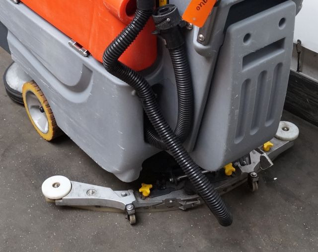 Hako Hakomatic B70 - Scrubber dryer: picture 4 Hako Hakomatic B70 - Scrubber dryer: picture 4