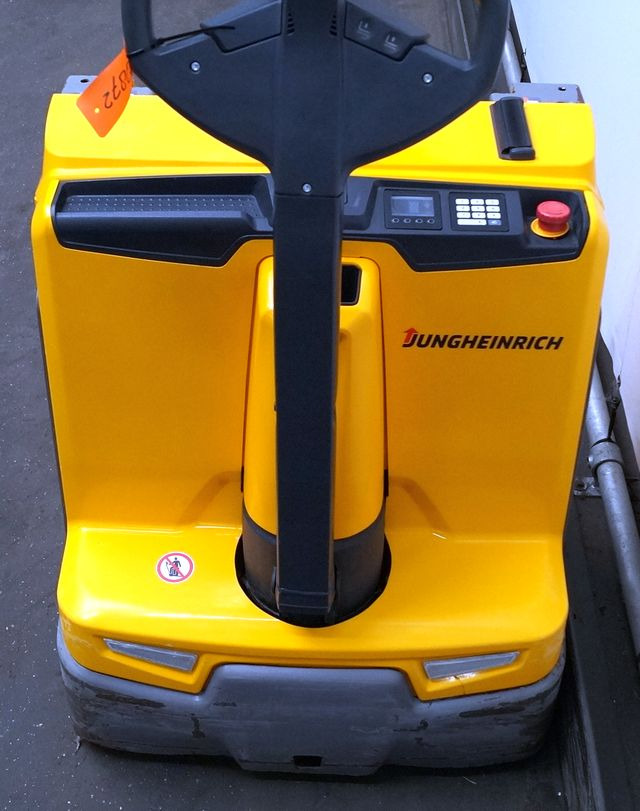Jungheinrich EJE C20 - Pallet truck: picture 3 Jungheinrich EJE C20 - Pallet truck: picture 3