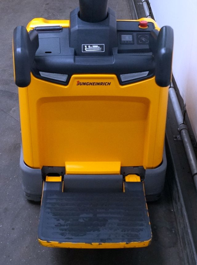 Jungheinrich ERE120 - Pallet truck: picture 3 Jungheinrich ERE120 - Pallet truck: picture 3