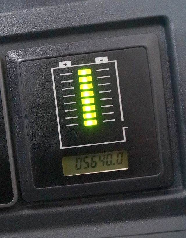 Jungheinrich ERE225 - Pallet truck: picture 4 Jungheinrich ERE225 - Pallet truck: picture 4