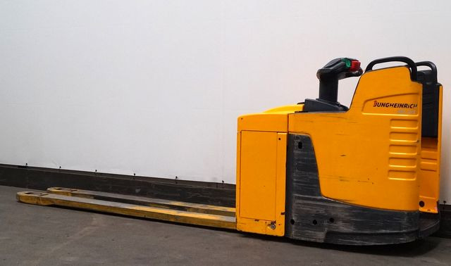 Jungheinrich ERE225 - Pallet truck: picture 2 Jungheinrich ERE225 - Pallet truck: picture 2