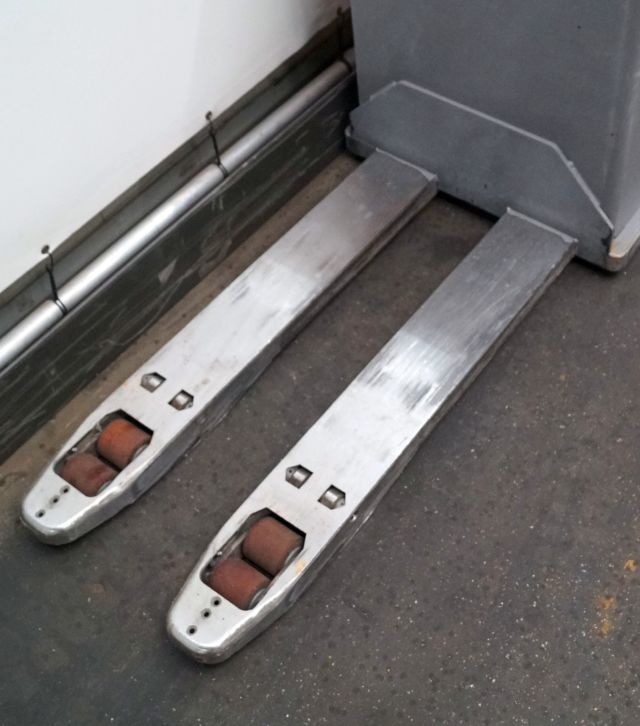 Jungheinrich ESE120 - Pallet truck: picture 4 Jungheinrich ESE120 - Pallet truck: picture 4