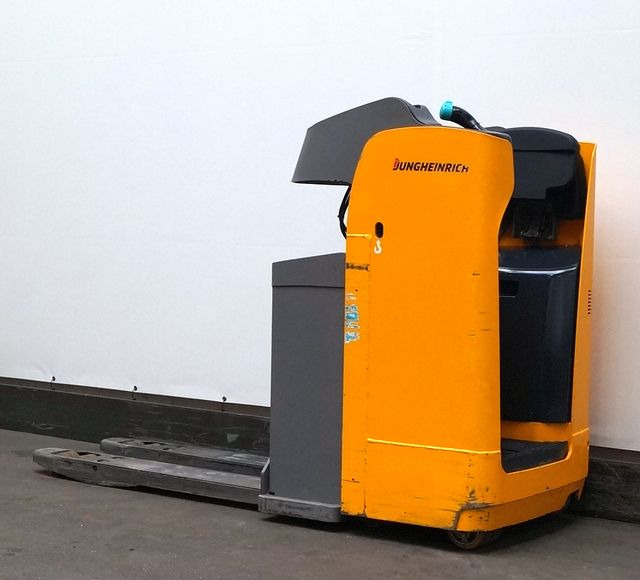 Jungheinrich ESE120 - Pallet truck: picture 2 Jungheinrich ESE120 - Pallet truck: picture 2