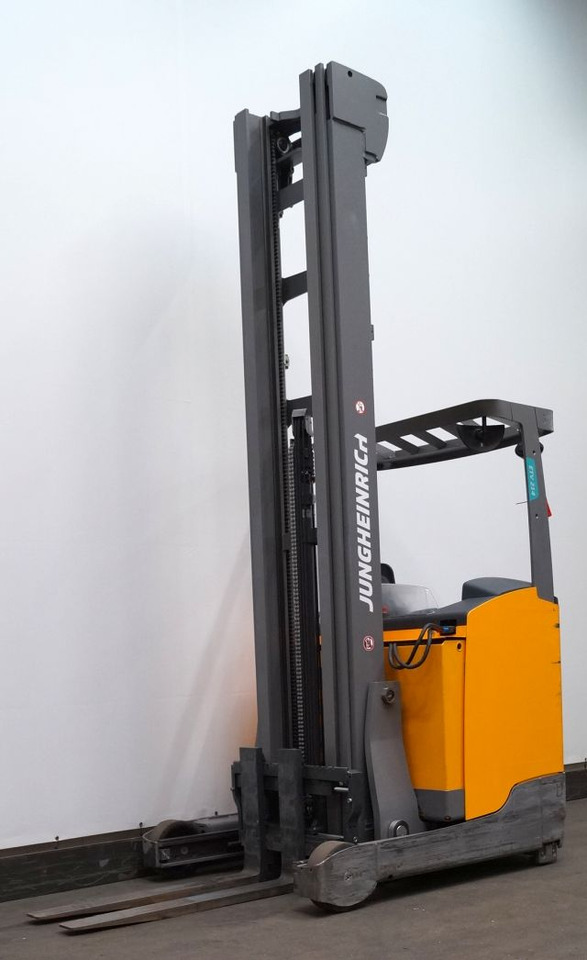 Jungheinrich ETV214 - Reach truck: picture 2 Jungheinrich ETV214 - Reach truck: picture 2