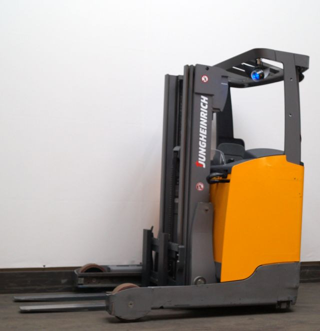 Jungheinrich ETV214 - Reach truck: picture 2 Jungheinrich ETV214 - Reach truck: picture 2
