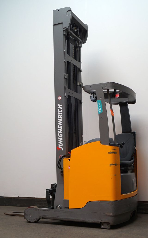 Jungheinrich ETV214 - Reach truck: picture 1 Jungheinrich ETV214 - Reach truck: picture 1