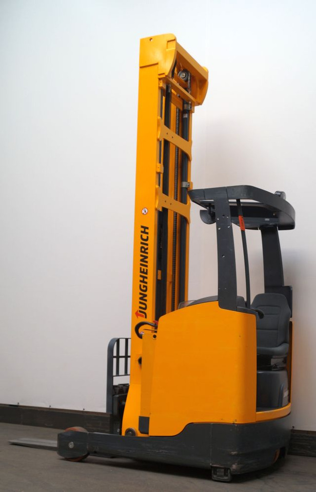 Jungheinrich ETV214 - Reach truck: picture 1 Jungheinrich ETV214 - Reach truck: picture 1