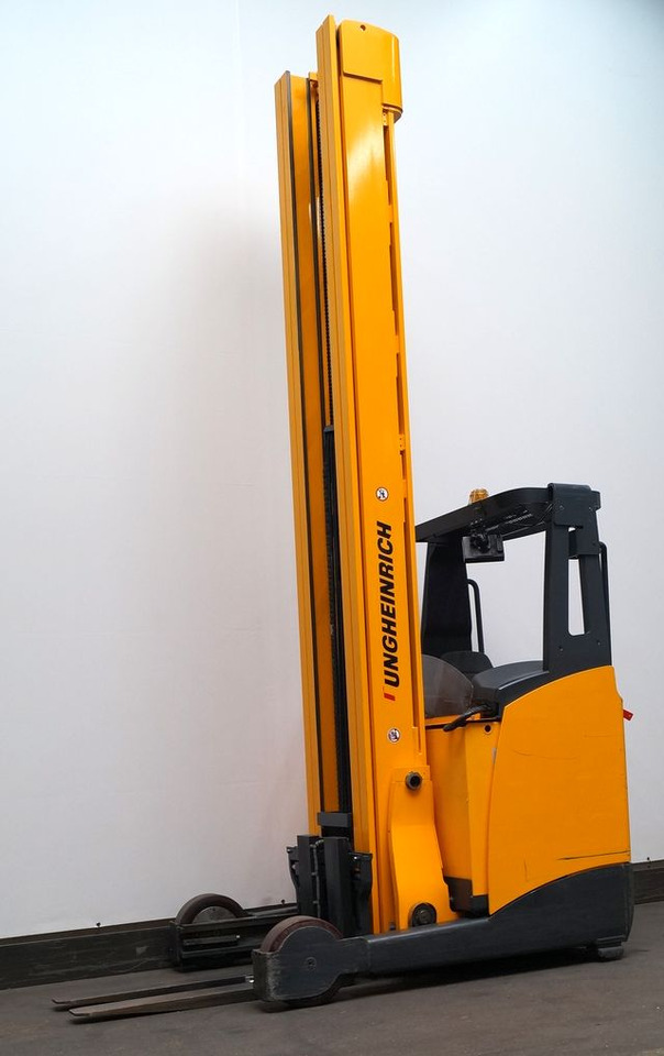 Jungheinrich ETV320 - Reach truck: picture 2 Jungheinrich ETV320 - Reach truck: picture 2