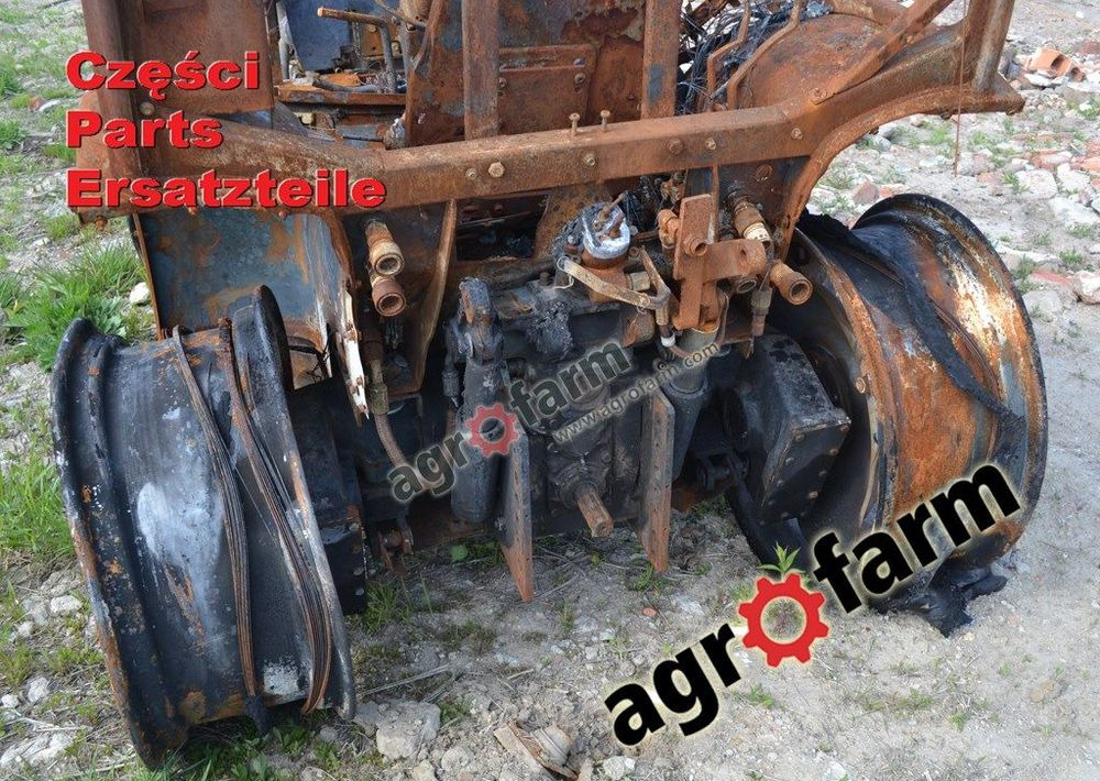 New Holland T3040 części, skrzynia biegów, silnik - Spare parts: picture 3 New Holland T3040 części, skrzynia biegów, silnik - Spare parts: picture 3