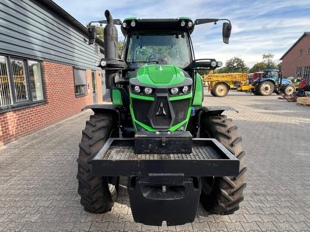 Farm tractor Deutz Agrotron 6140: picture 8