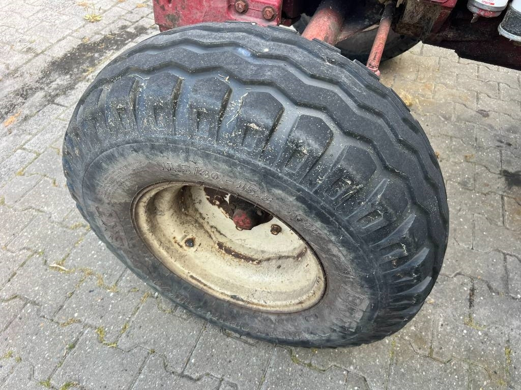 Farm tractor International 744: picture 12