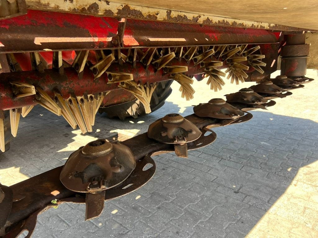 Lely Splendimo 900 MC - Mower: picture 5 Lely Splendimo 900 MC - Mower: picture 5
