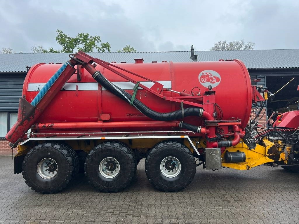 Schuitemaker Robust 260 - Slurry tanker: picture 5 Schuitemaker Robust 260 - Slurry tanker: picture 5
