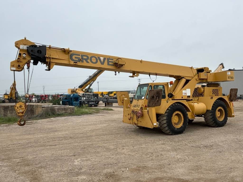 Grove RT 58 D - Mobile crane: picture 2 Grove RT 58 D - Mobile crane: picture 2