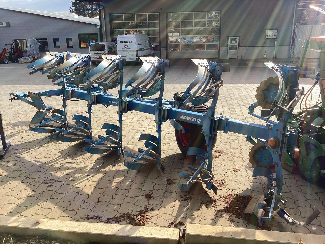 Lemken Diamant 11 V 5+1 L100 - Plow: picture 3 Lemken Diamant 11 V 5+1 L100 - Plow: picture 3