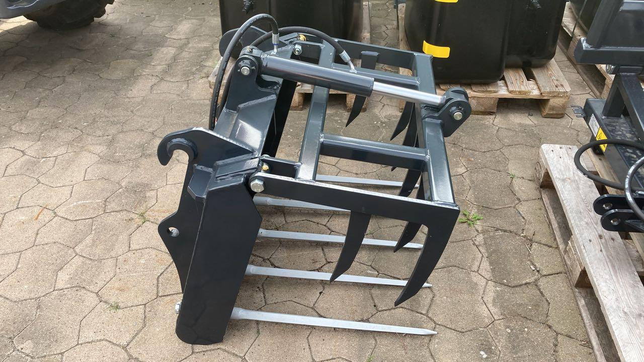 Schäffer Krokodilgebiss - Silage equipment: picture 4 Schäffer Krokodilgebiss - Silage equipment: picture 4