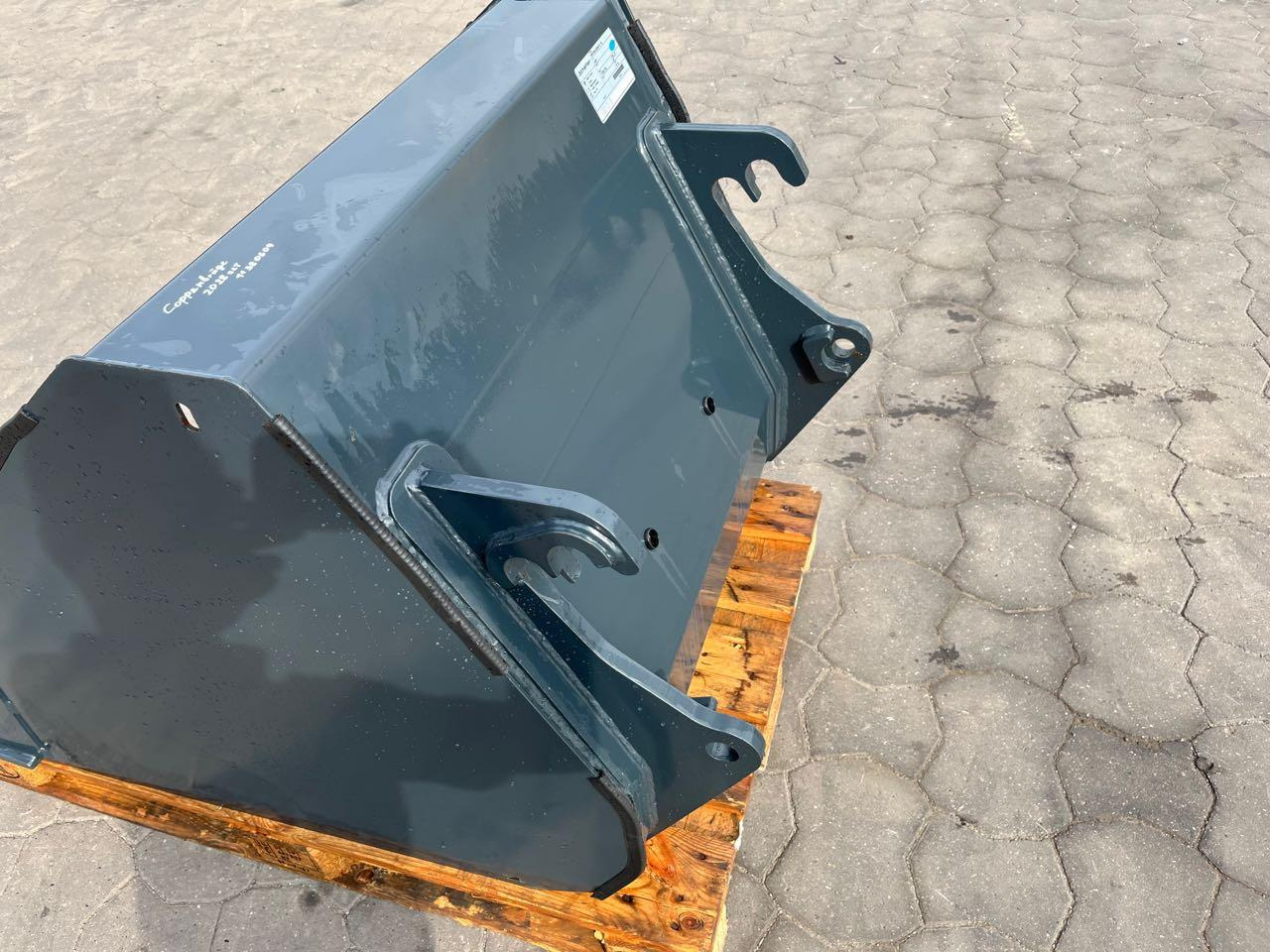 Schäffer Universalschaufel 90 - Loader bucket: picture 5 Schäffer Universalschaufel 90 - Loader bucket: picture 5