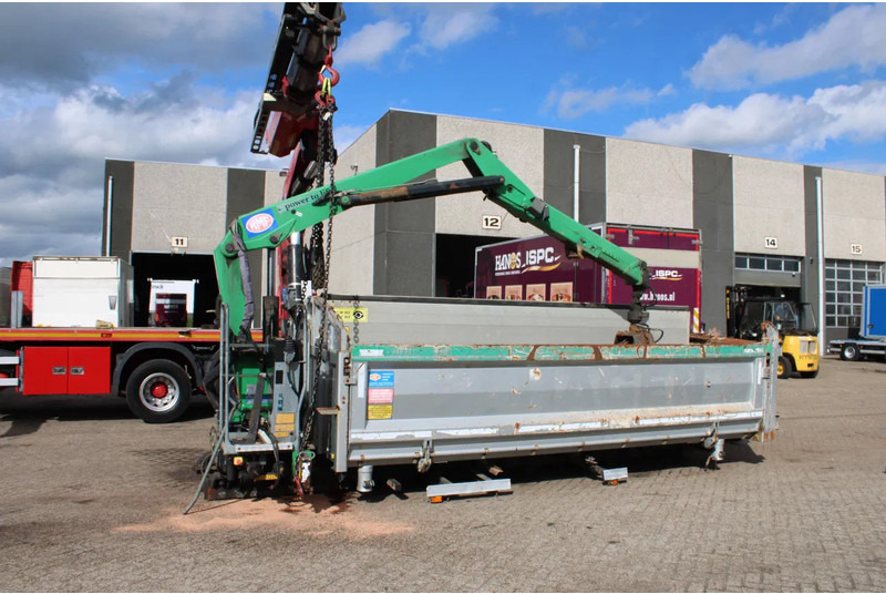 HMF 1643 Z2 1643 Z2 + Z CRANE + TIPPER SYSTEM COMPLETE - Attachment: picture 2 HMF 1643 Z2 1643 Z2 + Z CRANE + TIPPER SYSTEM COMPLETE - Attachment: picture 2